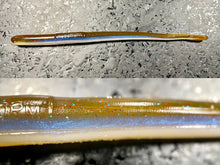 Load image into Gallery viewer, Curly Tail Worm