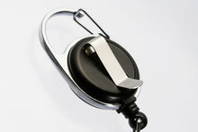 Load image into Gallery viewer, Carabiner Reel and Line Cutter
